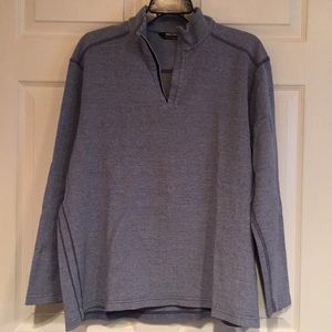 Kirkland Signature men’s quarter zip extra large